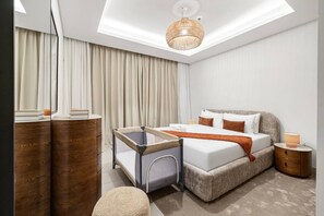Room - FIRST CLASS | 1BR | Elegant Escape At City Walk (City Walk)