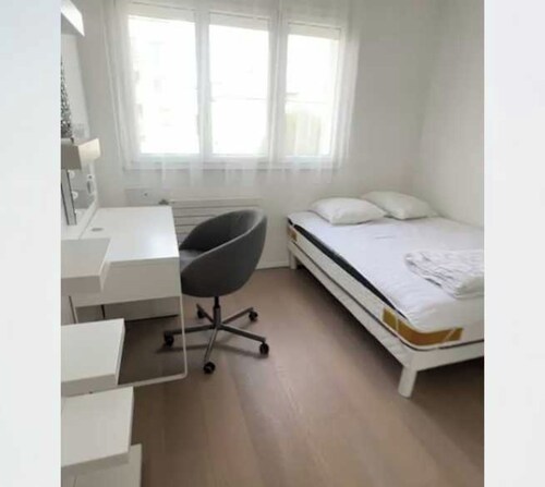 Spacious Apartment- 3br/6p - Charenton