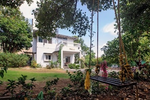 Exterior - Cosmicstays Prana Zen Villa Private Pool (Mulshi)