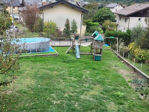 Bañera de hidromasaje al aire libre