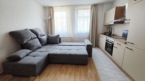 Living area - New Listing (Weißenfels)