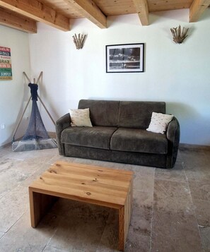 Living area - New Listing (Saint-Gilles)