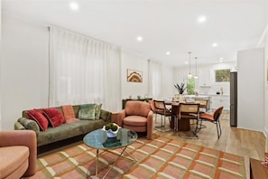 Living area - Comfortable Durham Retreat Near Downtown and Duke (Durham)