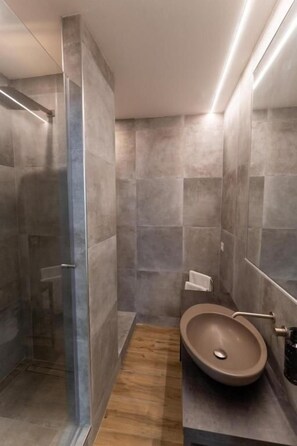 Bathroom - Domus Clara City (Santa Maria degli Angeli)