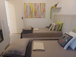 Room - New Listing (Porto Alegre)
