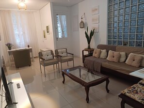 Living area - New Listing (Porto Alegre)
