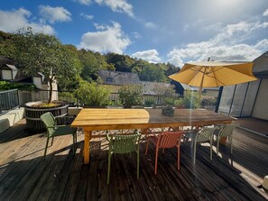 Outdoor dining - New Listing (Vouvray)