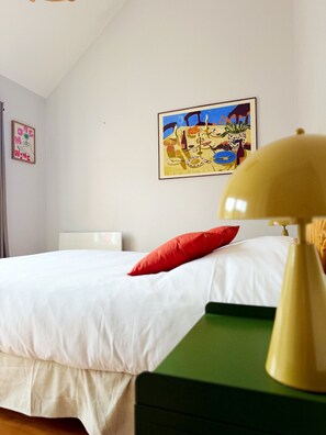 Room - New Listing (Vouvray)