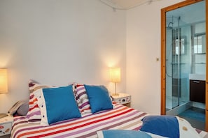 Room - New Listing (La Trinité-sur-Mer)