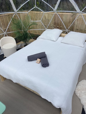 Room - New Listing (Mons)
