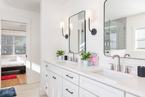 Bathroom - Stylish Modern Home • Insta-Worthy • Minutes to NoDa & Uptown (Charlotte)