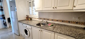 Private kitchen - Apartamento Jumilla Playa Flamenca (Orihuela)