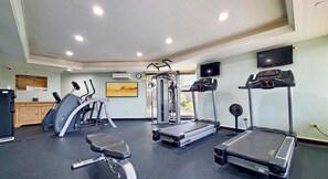 Air conditioned gym. - Rare find. Spacious 1bdrm OV with panoramic views. (Honolulu)