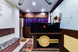 Lobby - Hotel O Central Park (Muzaffarpur)