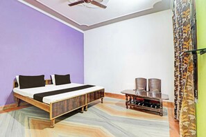 Room - Hotel O by OYO Holiday Guest House (Narnaul)