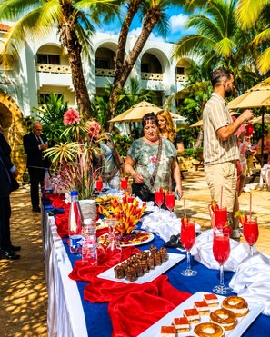Outdoor dining - Tunisia Lodge Resort & Spa (Hammamet)