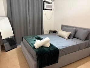 Room - Luxury Lake Retreat Infinity Pool 40 mins from SJU (Naranjito)