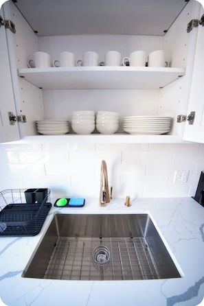 Private kitchen - Beautiful 2 Bedroom apartment centrally located in Brooklyn. (Brooklyn)