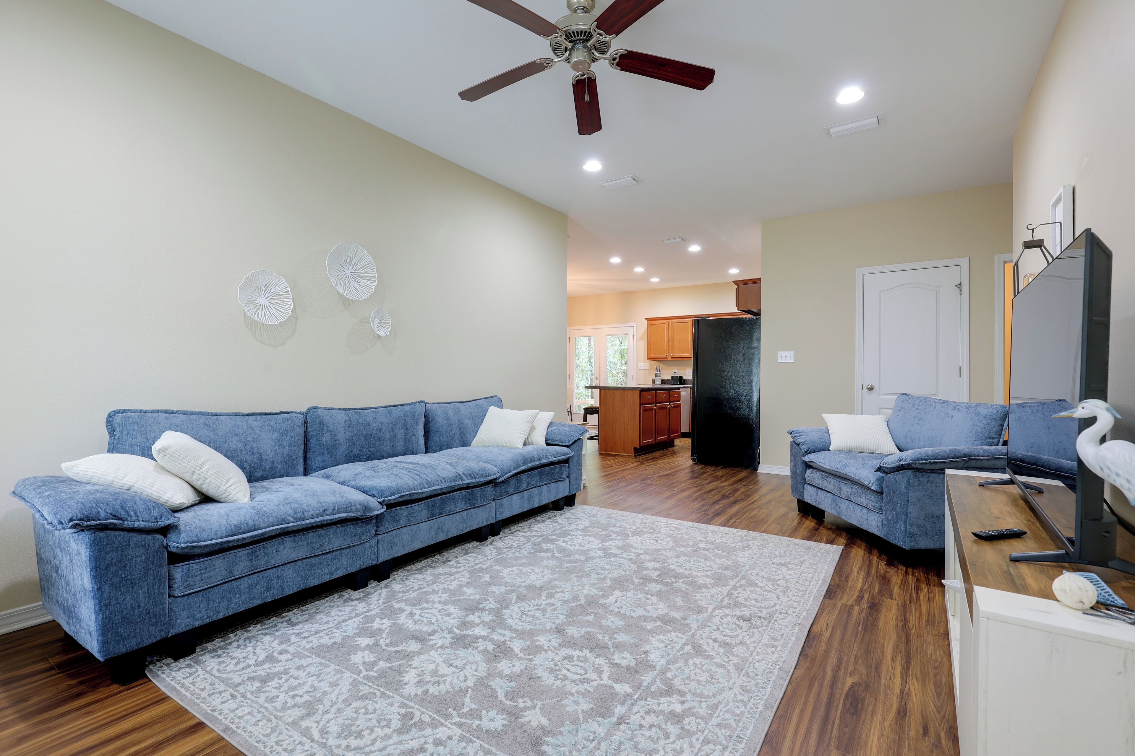 Daphne Vacation Rental | 3BR | 2.5BA | 1,560 Sq Ft | 2 Steps to Enter