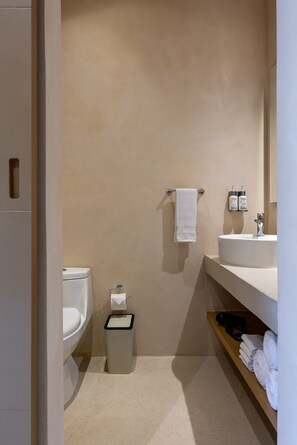 Bathroom - Ramada Residences by Wyndham Tulum (Tulum)