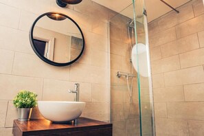 Bathroom - Lawton Street Rooms (Cheshire)