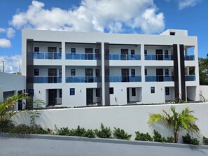 Exterior - Infiniti Suites (Blue Hills)