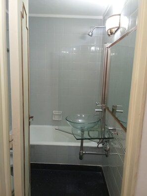 Bathroom - New Listing (Cdad. Autónoma de Buenos Aires)