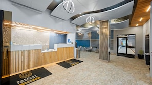 Lobby - Barclay Towers by CoolVacay (Virginia Beach)