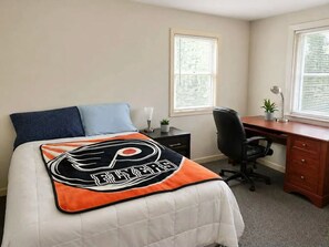 Room - Charming apartment in Maine (Trenton)