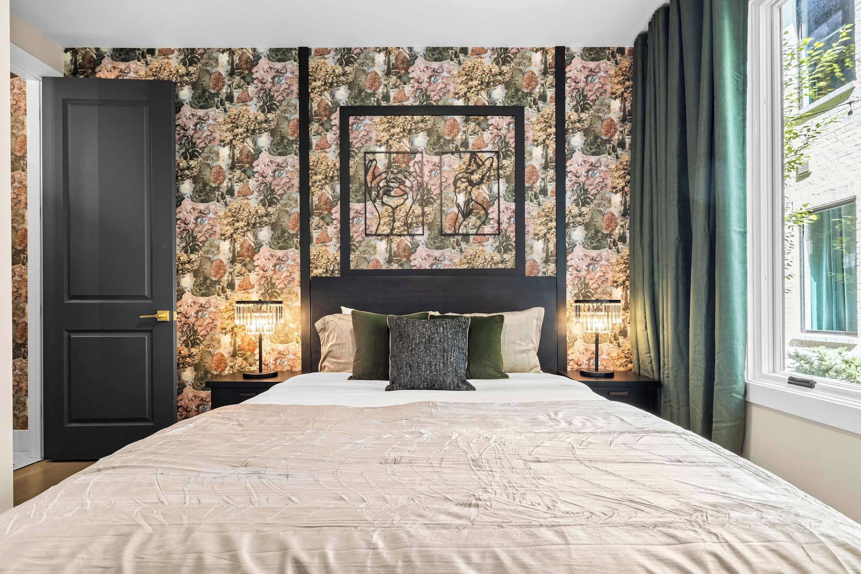 Bedroom 1: Queen Bed, Smart TV + Full ensuite