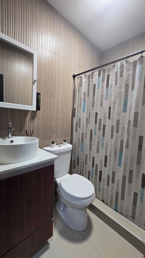 Bathroom - New Boutique 2-bedroom apart in San Juan with AC, electric generator, amenities (San Juan)