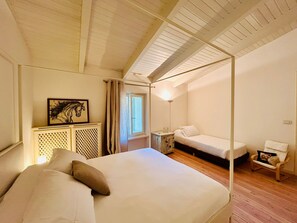 Room - New Listing (Torino)