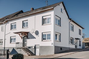 Exterior - New Listing (Weinbach)