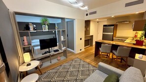 Room - New Listing (São Paulo)