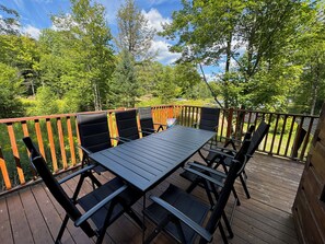 Outdoor dining - New Listing (Brownsburg -Chatham)