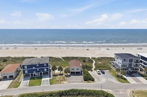 Beach - Oceanfront Bliss! Panoramic Views! Newly Renovated! Yaupon Beach, Oak Island, NC (Oak Island)