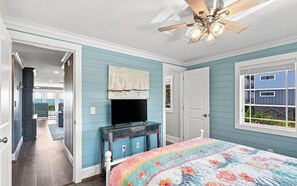 Room - Oceanfront Bliss! Panoramic Views! Newly Renovated! Yaupon Beach, Oak Island, NC (Oak Island)