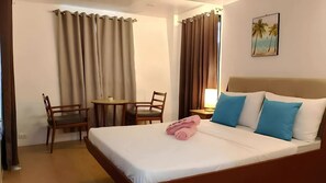 Room - JQ Bay Resort by HiveRooms (San Remigio)