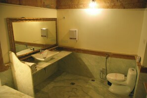 Bathroom - Hotel Nachana Haveli (Jaisalmer)