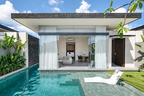 Pool - Luxury Private Villa in Jimbaran (Kedonganan, Badung)