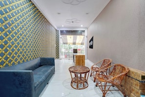 Lobby - Hotel O Blue Hills (Jaipur)