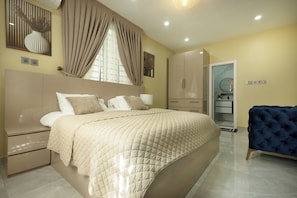 Room - Luxury 2BR Haven in the heart of Cantonments Accra (Accra)