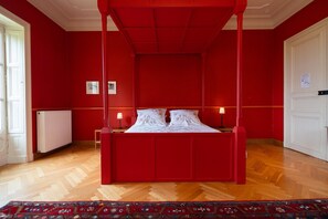 Room - Room 'Baron' with Pool in High Season (Sixt-sur-Aff)