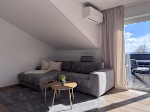 Living area - New Listing (Simmerath)