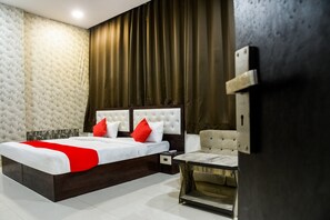 Room - Hotel O StayCraft (Bhopal)