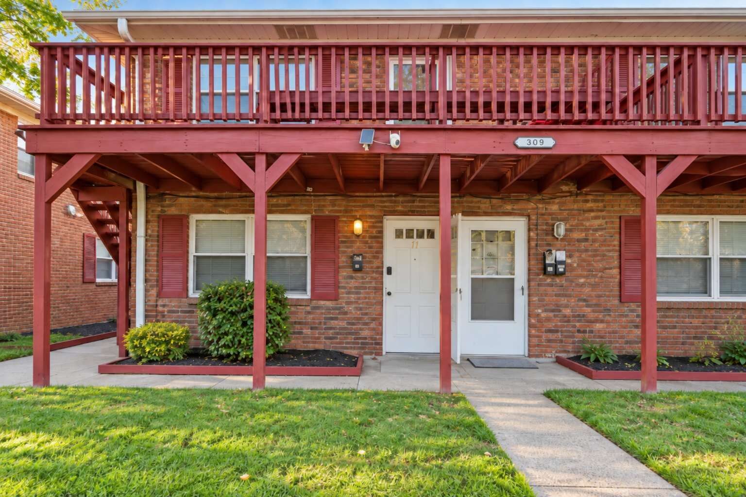 Exterior: Front of the unit