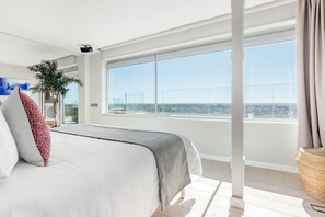 Room - New Listing (Madrid)