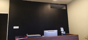 Lobby - HOTEL VISHWAMATI (Aurangabad)