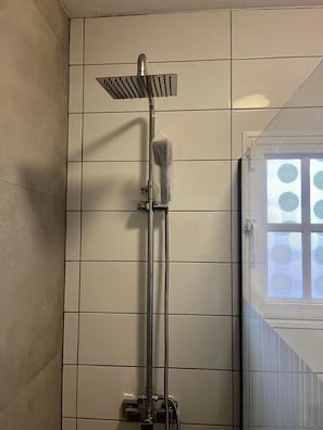 Bathroom - 🌟 CASA MIMOSA Two Bedroom Apartment Central Caleta Pool Private Roof Terrace 🌟 (Castillo Caleta de Fuste)
