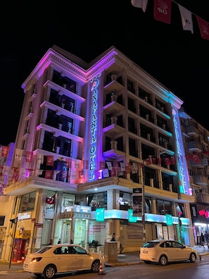 Ngoại thất